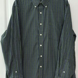 Izod Men's Green Plaid Button Down Shirt